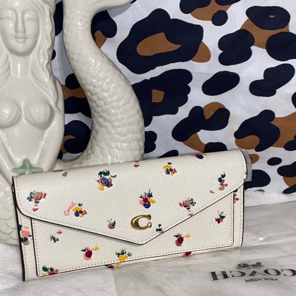 COACH WYN SOFT PEBBLE LEATHER WALLET WITH PAINT DAB FLORAL PRINT